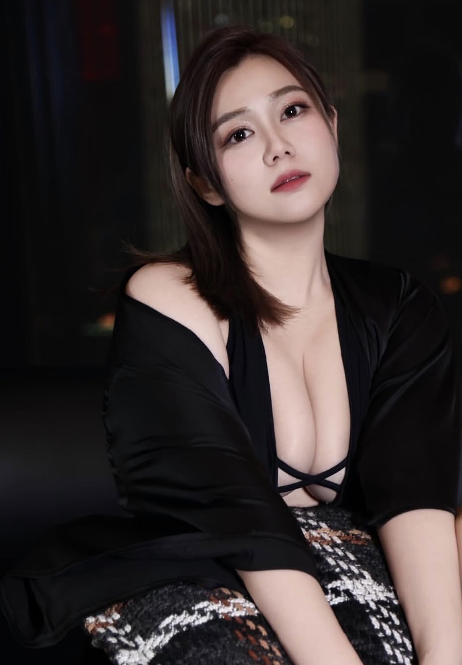 SNOWY BAI